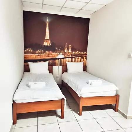 Hotel I Restauracja W Luboniu Luboń