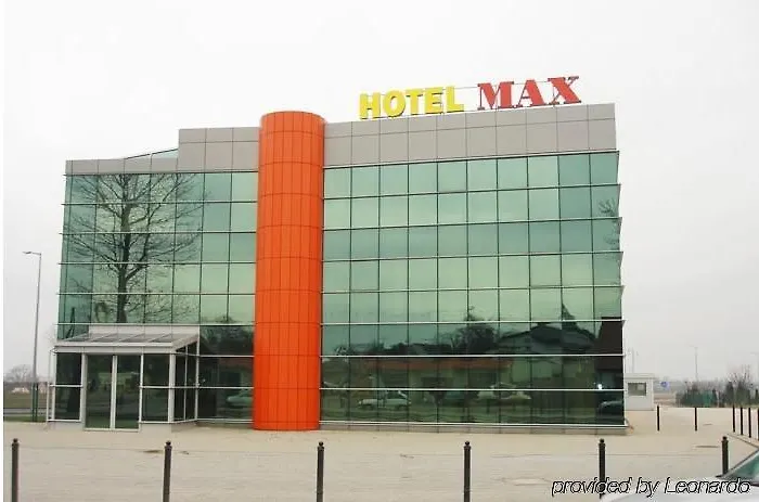 I Restauracja W Luboniu 2*